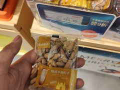 -良品铺子(大唐西市店)