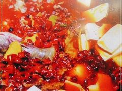 -哈尔滨烧烤·山河村铁锅炖(交大店)