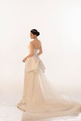 -MAO亲爱的猫婚纱摄影工作室