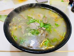 牛肉粉丝汤-牛煎里牛肉煎包淮南牛肉汤(广东路店)