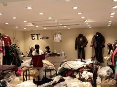 -广州白马服装市场