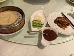 面皮包片皮鸭-阳澄湖费尔蒙酒店颐丰阁中餐厅(马鞍山西路店)