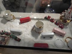 景观位-爷爷不泡茶NOYEYENOTEA(武汉佰港城创始店)