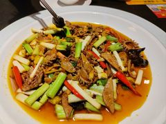 -万重锦·人文川菜馆(骡马市店)