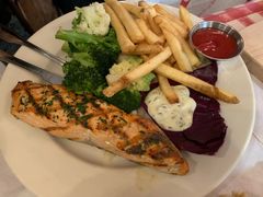 -The Crab Pot Seattle