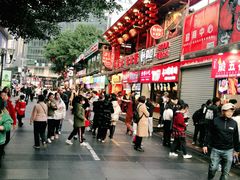 -八一路好吃街(雨田商务大厦店)