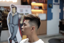 -CUTMAN男士理发