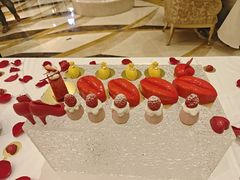 -盛宴标帜西餐厅龙虾.鲍鱼•牛排(重庆喜来登大酒店)