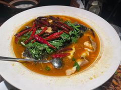 山茶油丹江大鱼头-清水亭湖北菜(大屯DT51店)