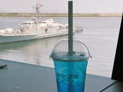 -抱抱地球咖啡馆(国家海洋博物馆店)