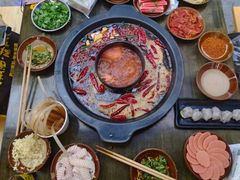 -黄潇洒老火锅(九眼桥宏济巷店)