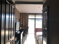 -昆明春城湖畔度假村