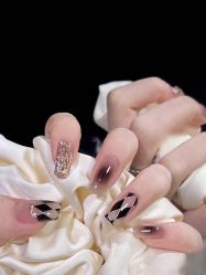 -M·X Nail日式美甲美睫