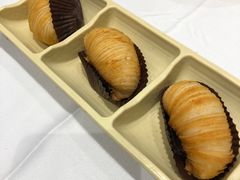 榴莲千丝酥-稻香酒家·34年老字号·港式粤菜(汉街店)