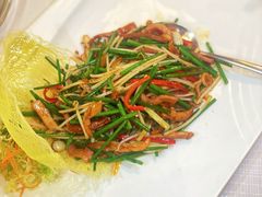 -深圳富苑皇冠假日套房酒店