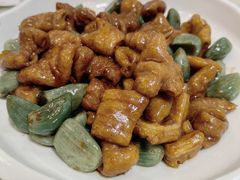 腊八蒜烧肥肠-东四民芳餐厅(世茂工三店)