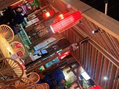 -野山舂·贵州现舂酸汤火锅(鸿通城店)