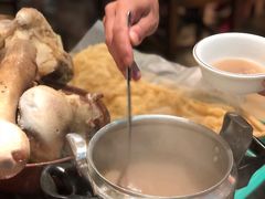 百岁牛骨头汤-龚印记牛骨牛杂屋·四代传承(珠影星光城店)