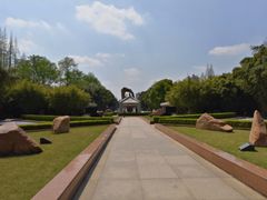 -上海市龙华烈士陵园