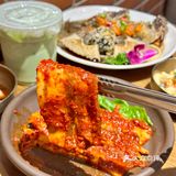 当韩国特色酱油蟹遇上烤肉 美味佳肴尽在此处