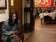 -梅龙镇酒家(南京西路总店)