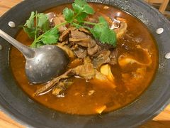 -霄汉牛三鲜湖北砂锅菜(万松园2店)