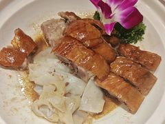 脆皮烧鹅-勝記酒家·37年老字号·经典粤菜(荔枝公园店)
