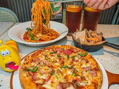 -必胜客(WOW中心城店)