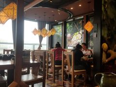 -云海肴·汽锅鸡·云南菜(天山百盛优客店)