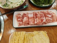 -老何家后安粉·糟粕醋海鲜火锅(三亚湾椰梦长廊店)
