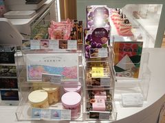 零售区-好利来(新华百货店)