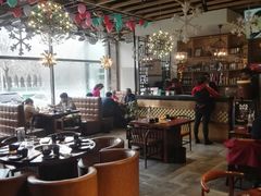 大堂-高兴壹锅·潮汕鲜牛肉火锅(良乡梅花庄店)