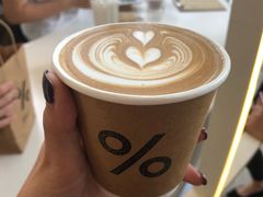 咖啡拿铁-% Arabica阿拉比卡咖啡(深圳湾万象城店)