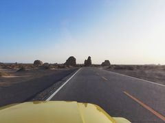 -敦煌雅丹国家地质公园