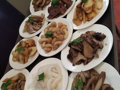 -天宜隆蘑菇宴火锅(石景山旗舰店)