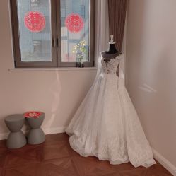 -Flora婚纱礼服定制租赁店