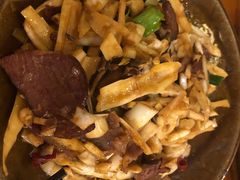 春笋腊肉-苗湘食府(十年店)