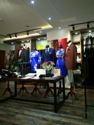 -优刻西服西装定制(金轮国际广场店)