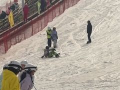 -蓟洲国际滑雪场