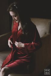 点击看大图 -艾米丽婚纱礼服