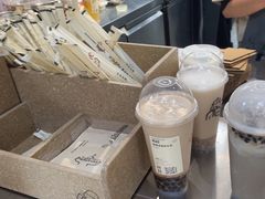 -喜茶(上海淮海中路渔阳里店)