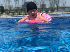 -上海滴水湖皇冠假日酒店