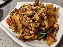 -觅山云南菜(泊富ICITY店)