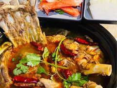 -沪小胖小龙虾(淮海中路旗舰店)