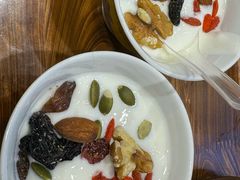 -乡土特色.冷锅鱼.牦牛肉汤锅