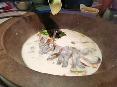 鲜潭蒸汽石锅江团鱼-鲜潭蒸汽石锅鱼(五道口购物中心店)