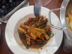-湖南人家湘菜馆(镇江路店)
