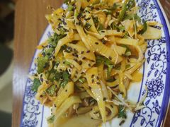 -蜗牛小馆醉乡民谣云南菜(惠新西里店)