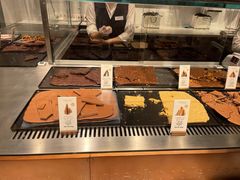 -Laderach 莱德拉(上海环贸iapm店)