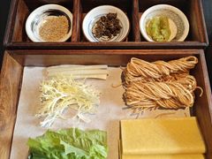 -鲁采LU STYLE(新天地店)